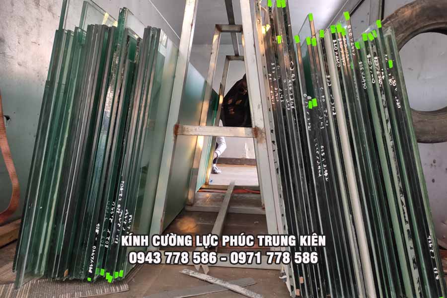 ưu nhược điểm kính cường lực